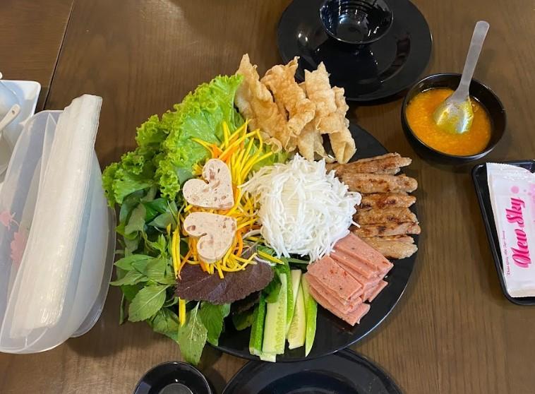 Nem nướng Nha Trang Thùy Dương