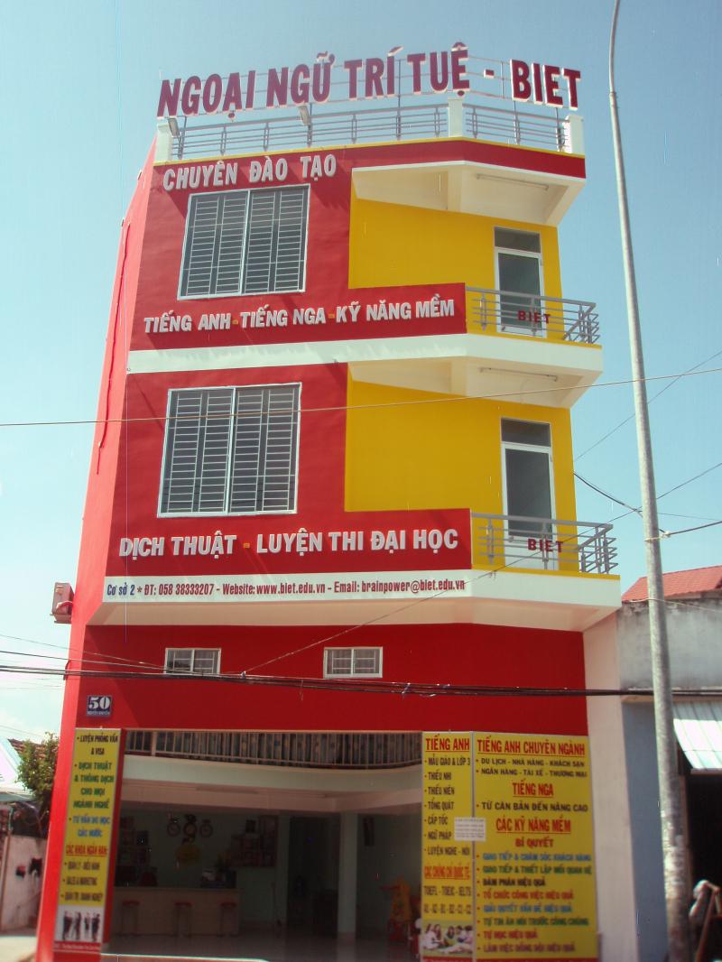 Ngoại ngữ Trí Tuệ - BIET
