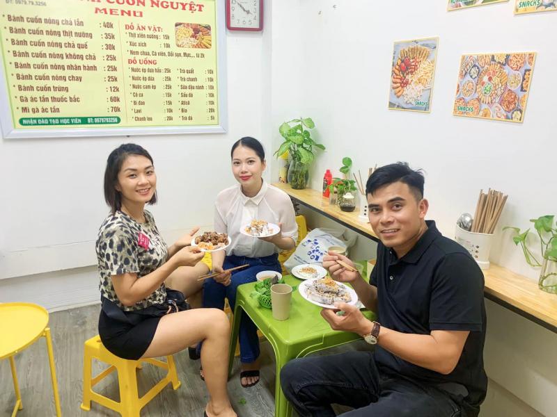 Nguyệt Quán (Bánh cuốn Thư Nguyệt)