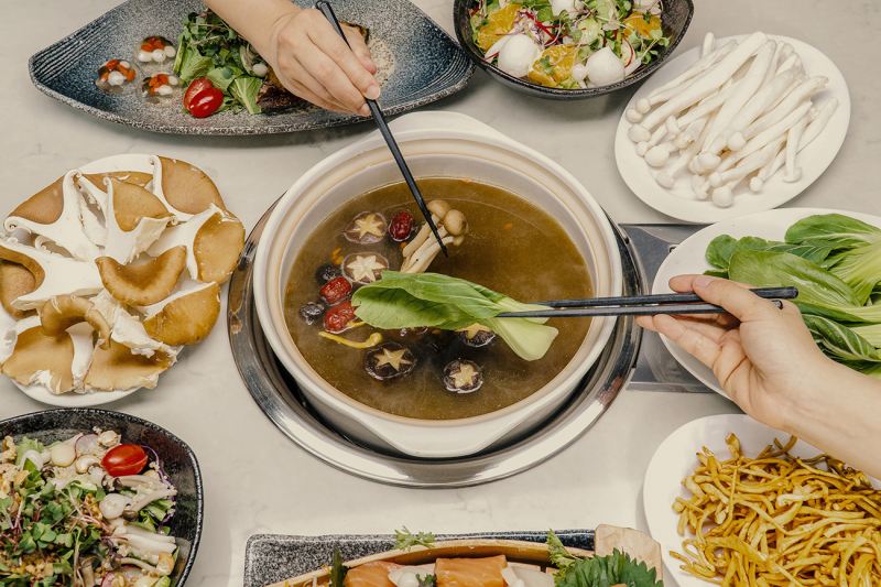 Ashima Mushroom Hotpot