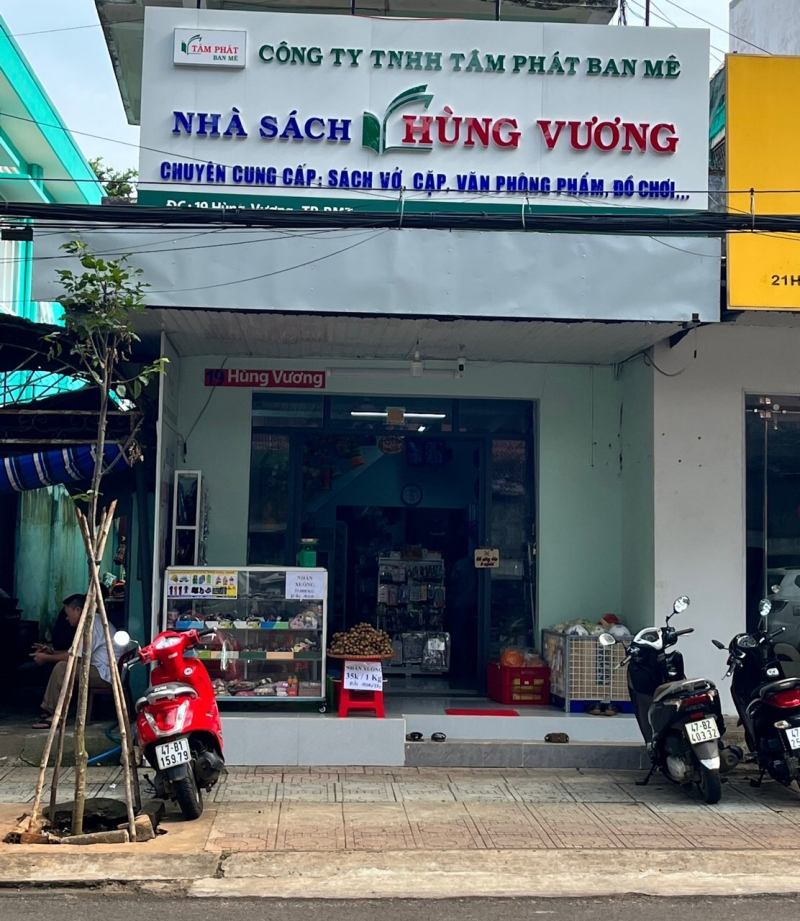 Nhà Sách Hùng Vương