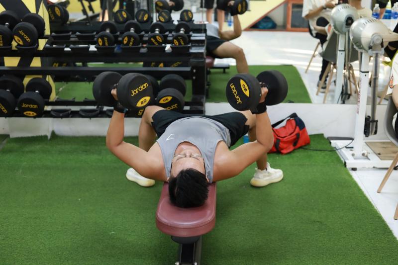 Nhất Dáng Fitness and Yoga Center