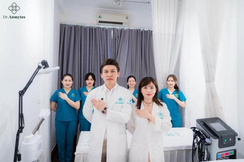 Nikki Le Spa
