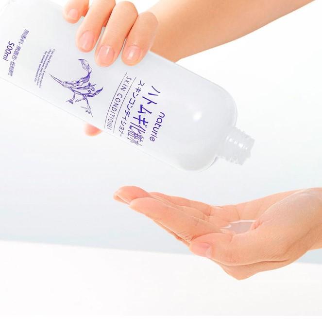 Nước hoa hồng ý dĩ Hatomugi Naturie Skin Conditioner
