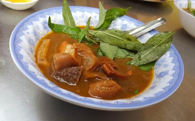 Phá ﻿﻿﻿Lấu Cô Bình