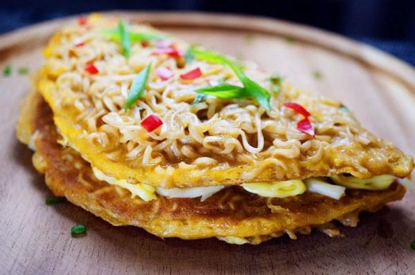 Pizza mì gói thơm ngon