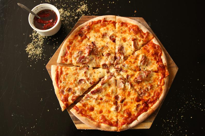 Buzza Pizza