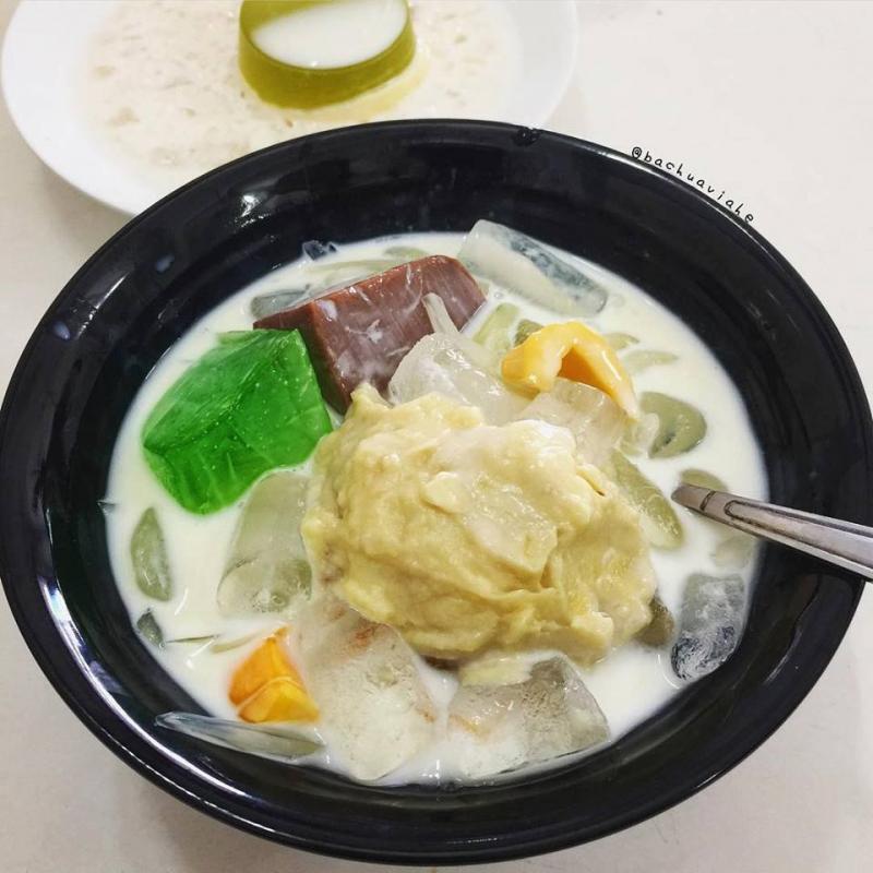 Hẻm Chợ Ẩm Thực Hoàng Hoa Thám - Quận Tân Bình
