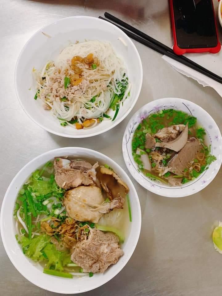 Quán Hủ Tiếu Nam Vang 45