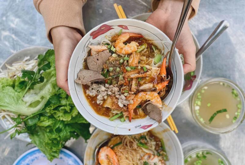 Quán Hủ Tiếu Nam Vang Bà Xuân