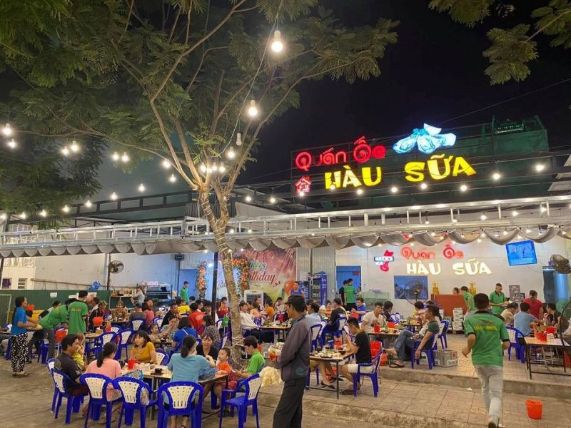 Quán ốc Hàu Sữa