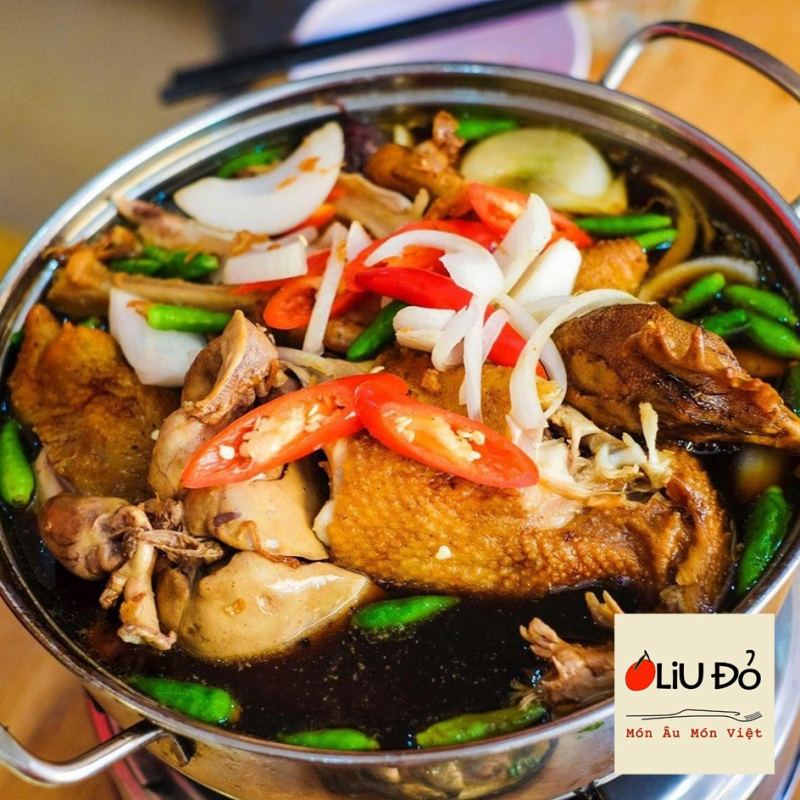 OLiu Đỏ - Món Âu Món Việt