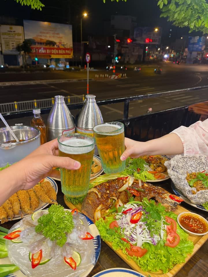 Quốc Dân Quán