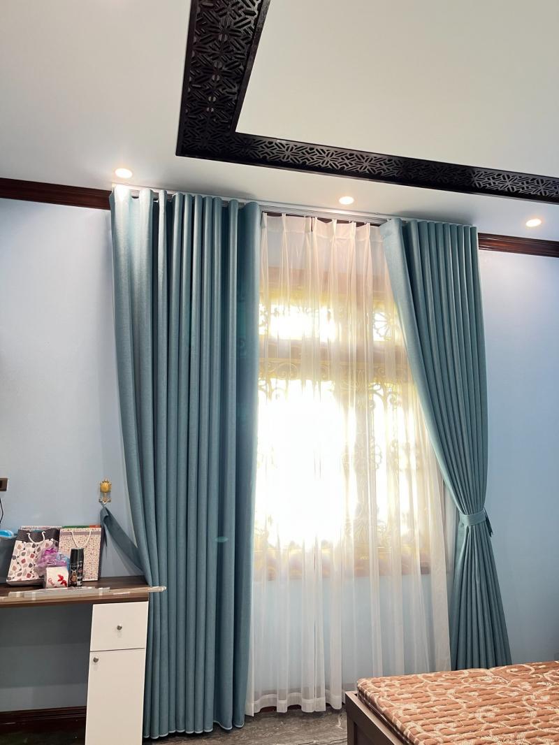 Rèm Việt Thái