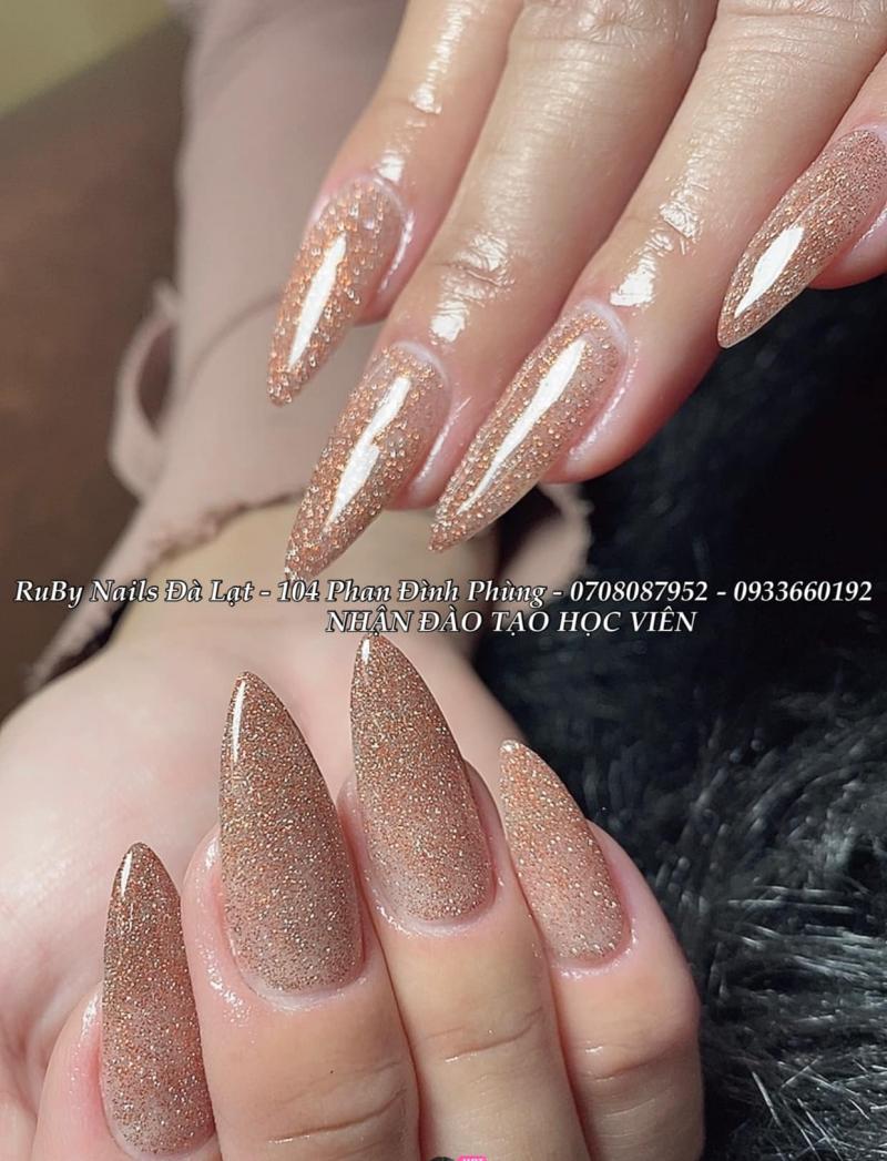 RuBy Nails