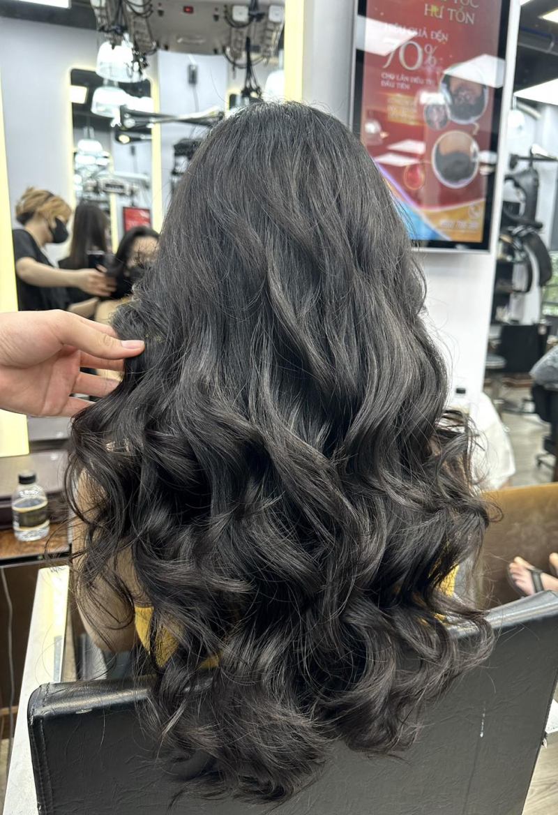 Amida Hair
