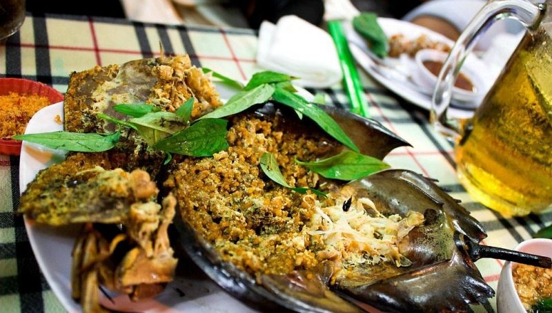 Món trứng sam nướng