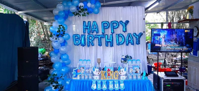 Mẫu trang trí đẹp mắt của cửa hàng