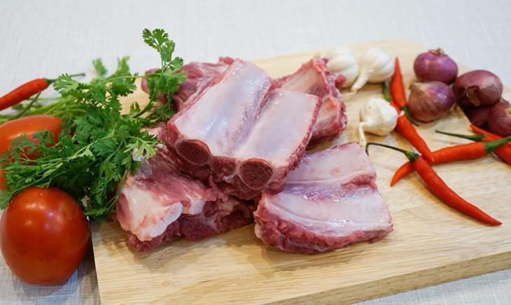 Sườn xào cà chua