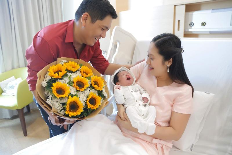 Tại sao người lớn lại khóc khi họ vui?