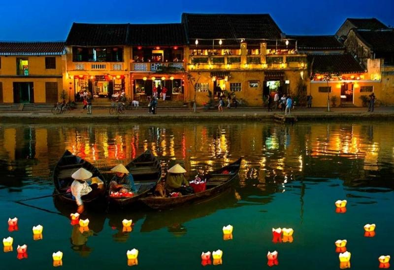 Thả đèn hoa đăng