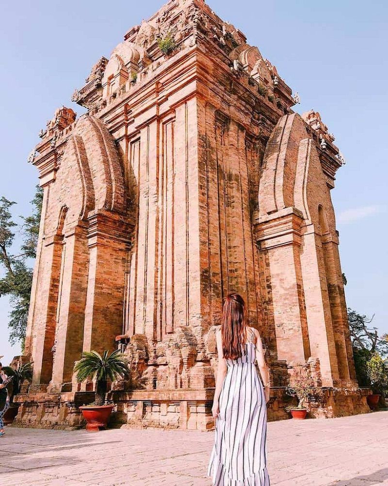 Tháp bà Ponagar