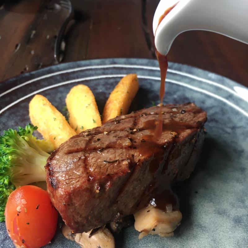 The Vin Steak - Xuân Diệu