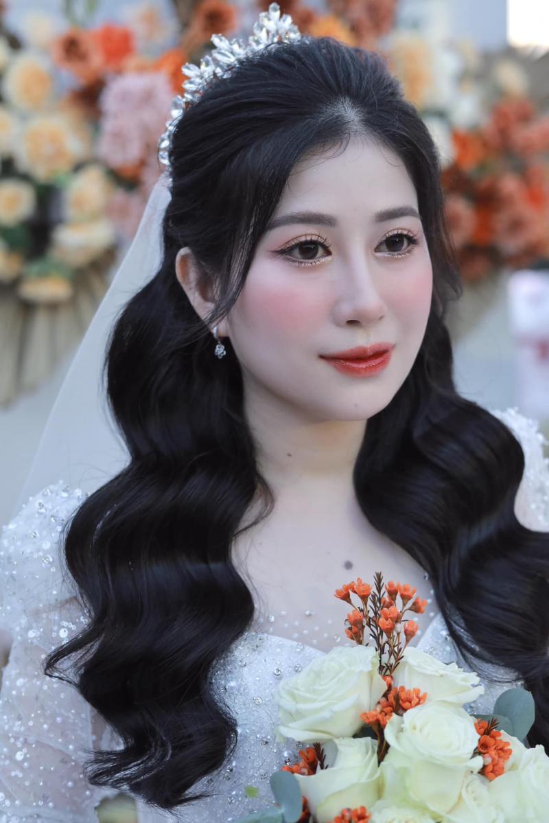 Thu Lương Make Up (NiNi Make Up)