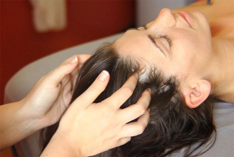 Mát xa da đầu thường xuyên