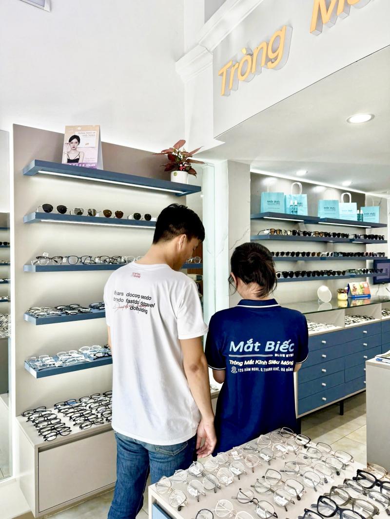 Tiệm kính Mắt Biếc - Tiệm kính dành cho giới trẻ