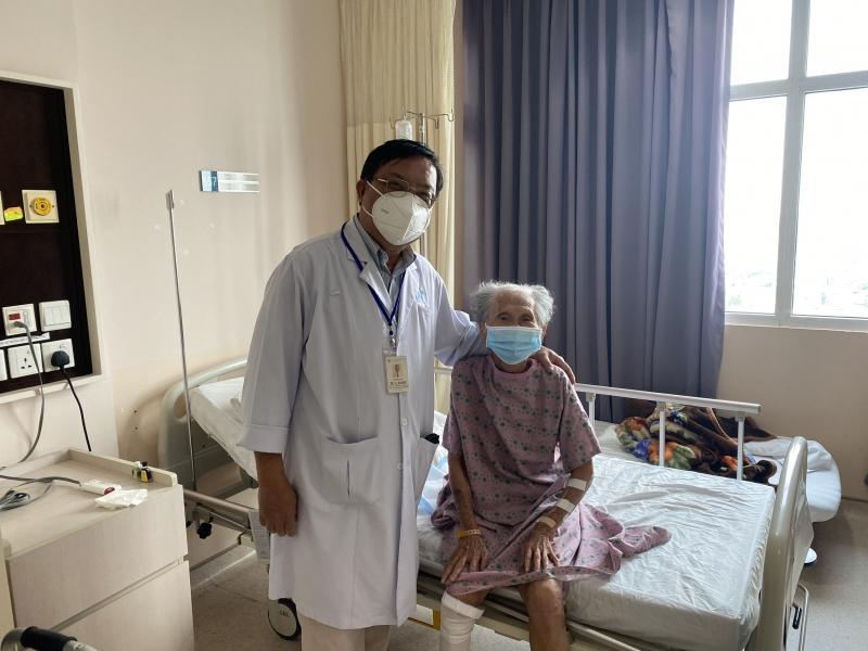 Tiến sĩ, Bác sĩ Phạm Chí Lăng