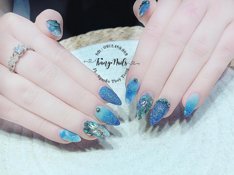Trang Nail