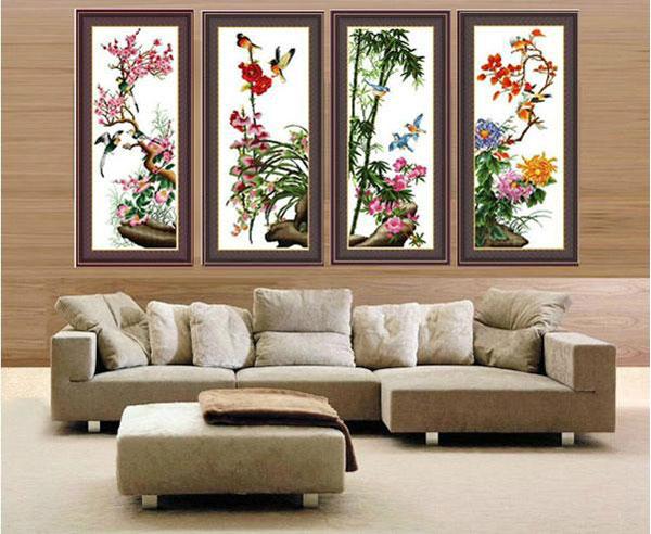 Tranh được nhiều gia đình Việt treo mỗi dịp Tết đến, xuân về