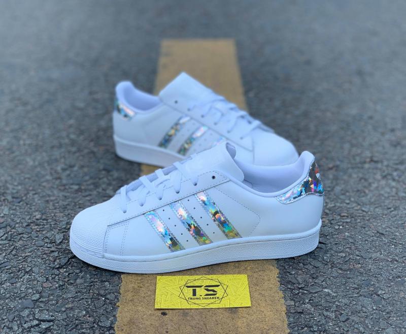 Trung Sneaker