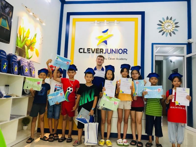 Clever Junior Cao Bằng