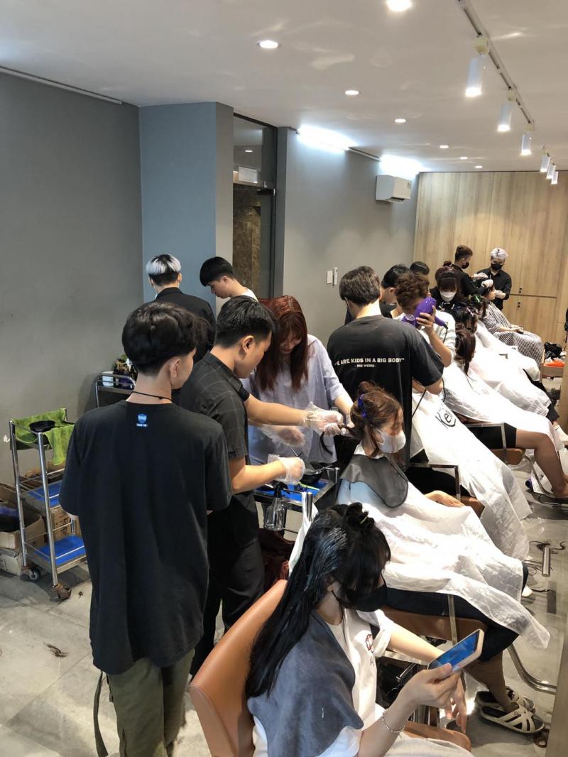 Trung Tâm Giáo Dục Nghề Nghiệp Thẩm Mỹ Kella