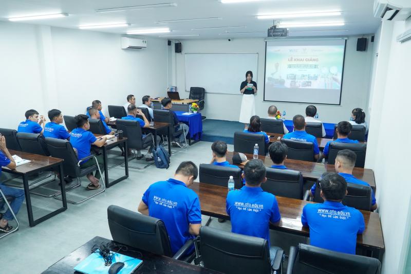 Trung tâm huấn luyện kỹ thuật ô tô Việt Nam VATC