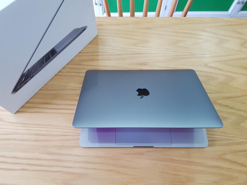 Laptop của Ngọc Phúc.