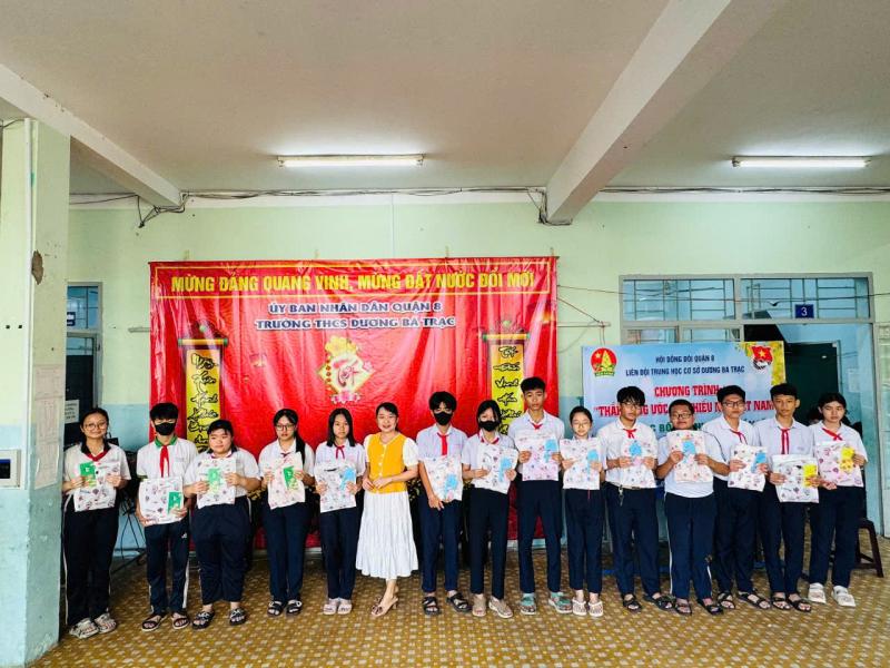 Trường THCS Dương Bá Trạc
