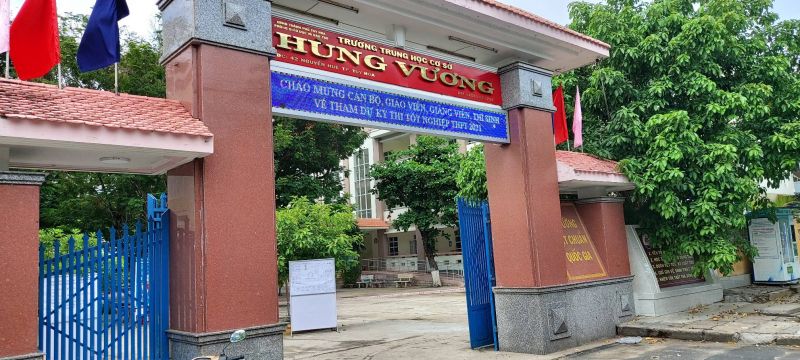 Trường THCS Hùng Vương