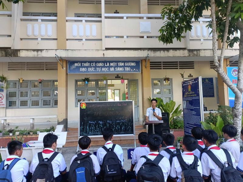 Trường THCS Nam Định