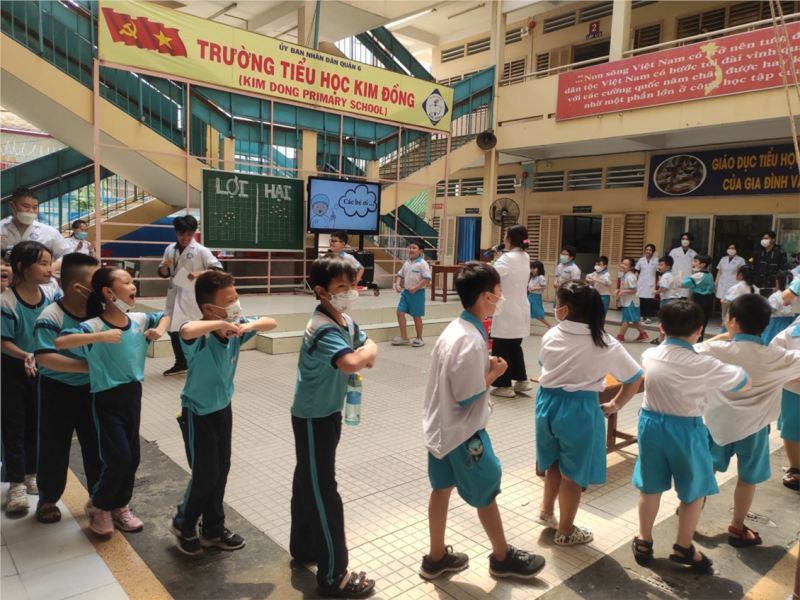 Tuyên truyền Nha học đường
