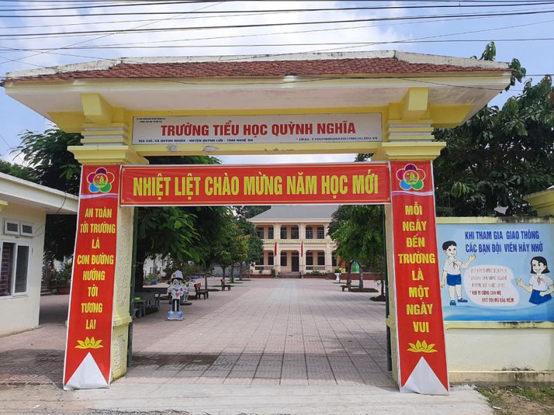 Trường Tiểu học Quỳnh Nghĩa