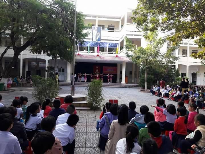 Trường tiểu học Trần Văn Ơn