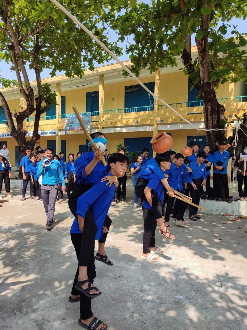 Trường THCS Hoà An