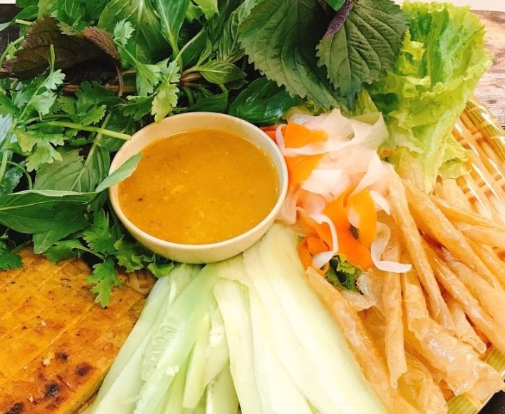 Tú Chai - Nem nướng Nha Trang
