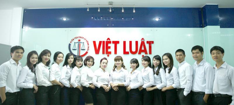 Việt Luật