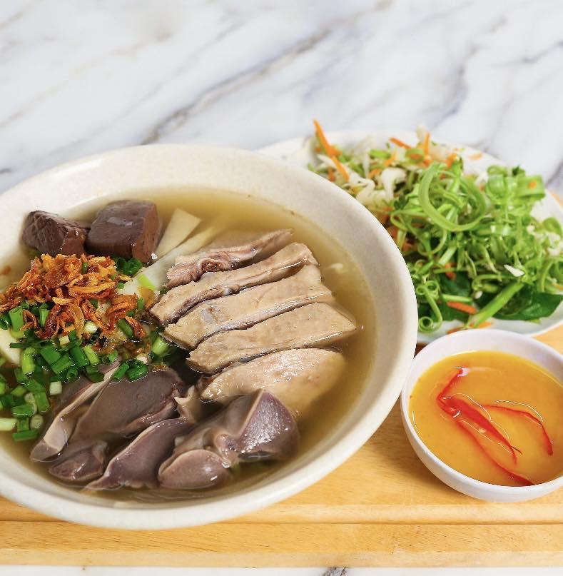 Bún măng vịt