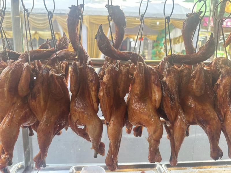 Vịt Quay Út Xuyên