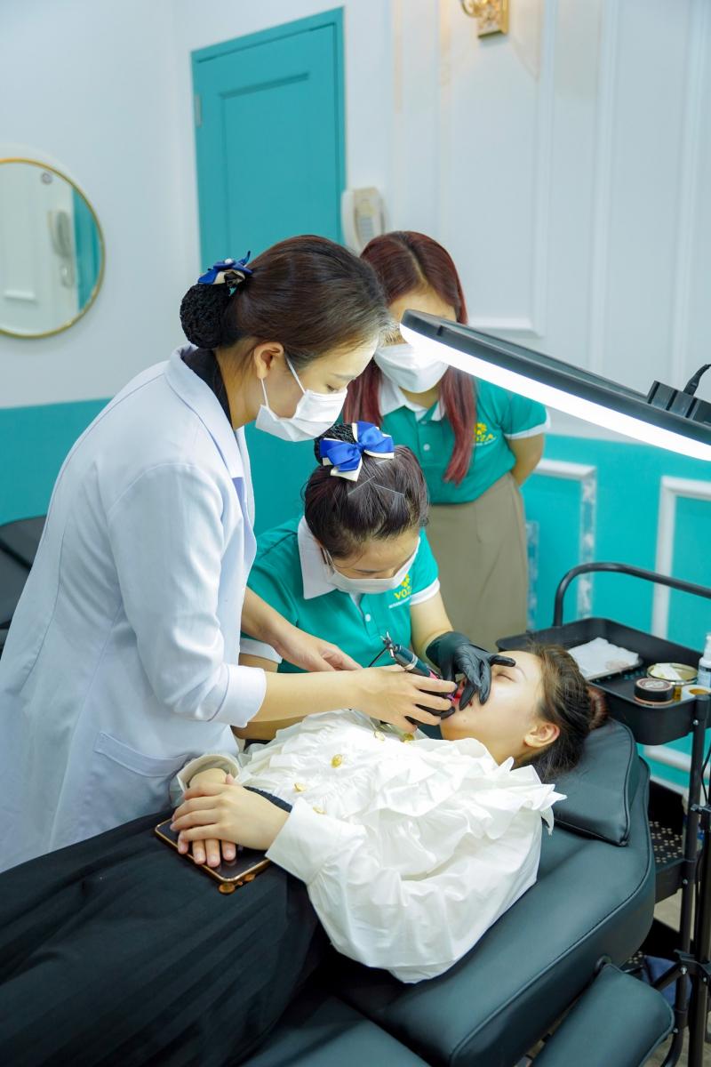 Voza Academy Học Viện Đào Tạo Thẩm Mỹ Quốc Tế